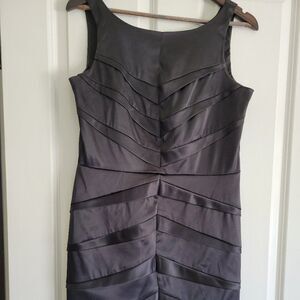 Julian Taylor black dress size 10